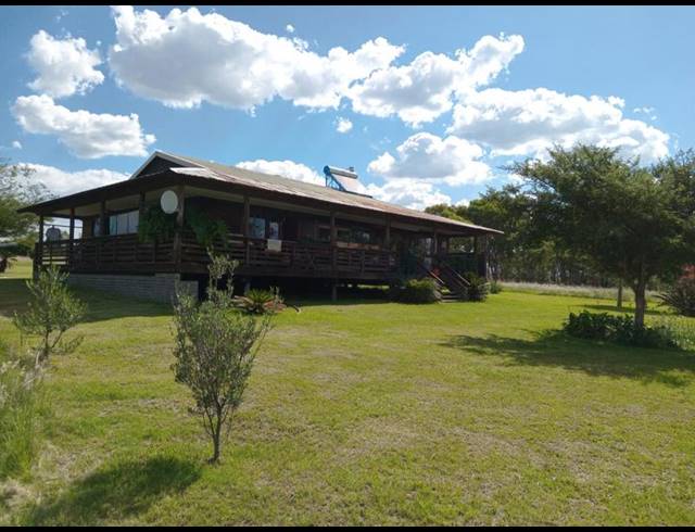 FARM FOR SALE IN ZANDFONTEIN AH